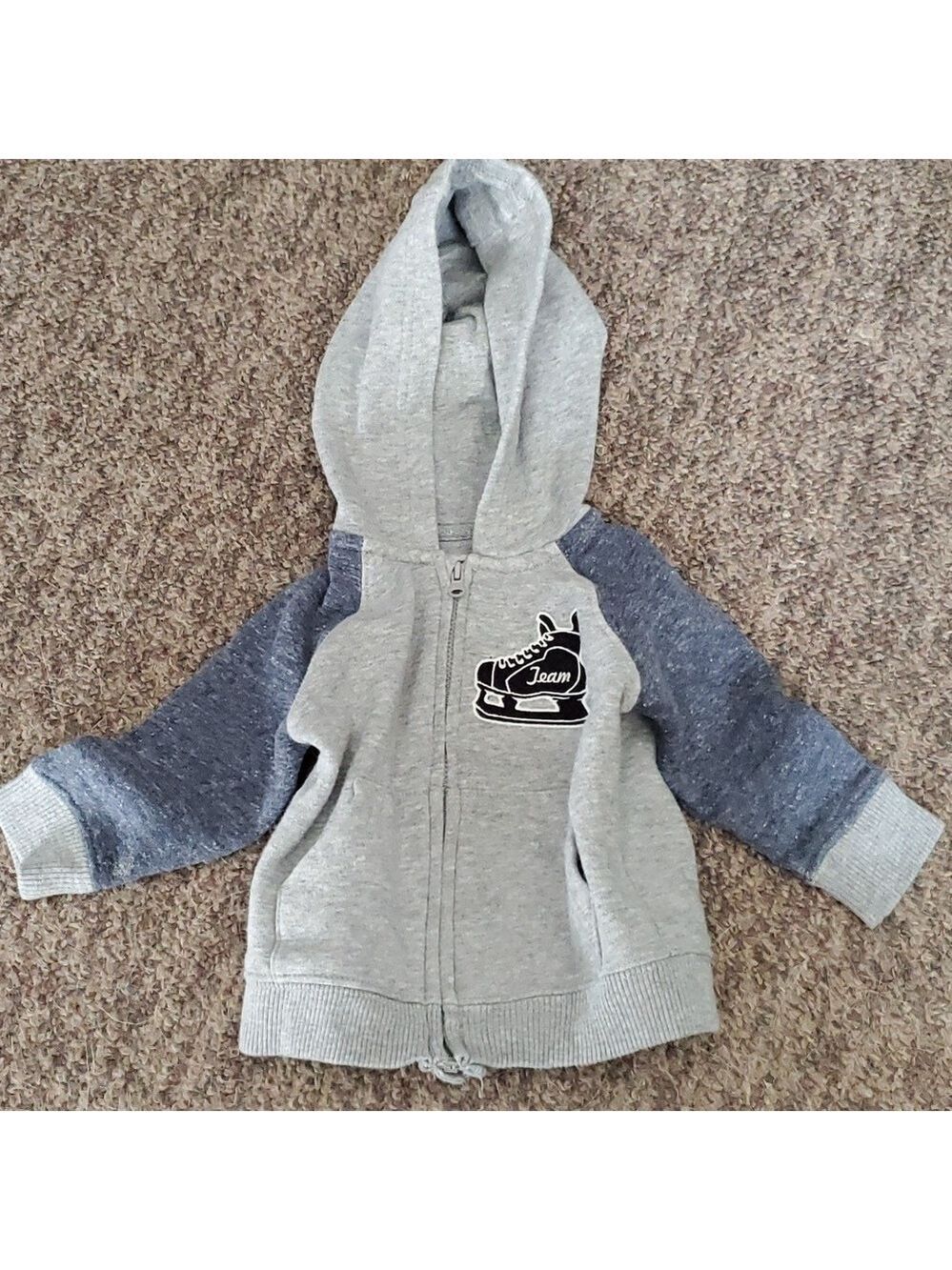 Joe fresh hoodie size 6 to 12 months
